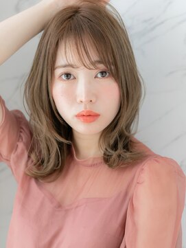 ローマ ギンザ(ROMA Ginza) 透明感ミルクティーベージュ/ミディアムレイヤーカット/前髪あり