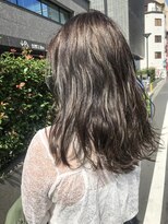 アクトゥス(AEQUITAS)&nbsp;Wカラーカーキベージュハイライト【池袋/20代/30代/40代】