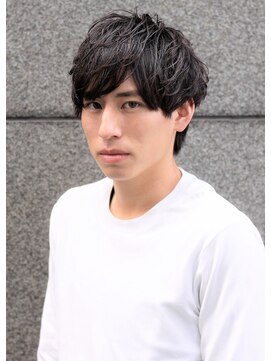 ノイセル 西本町(Noisyle) ツーブロック刈り上げウルフマッシュミックスパーマプチウルフ