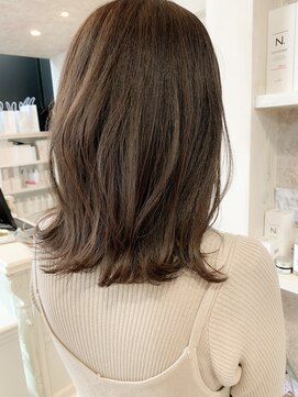 キャアリー(Caary) 福山イルミナカラー人気caary切りっぱなしオリーブグレージュ