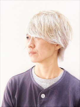 ヘアーライズ 池袋東口店(hair RISE) ウルフショート前髪長めホワイトブリーチ