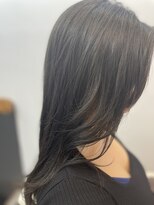 シーヤ(Cya) 髪質改善/ダメージレス/イルミナカラー/カーキグレー