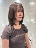 ヘアーアンドメイク ビス(HAIR&MAKE bis) 顔周りにちょこっとレイヤーがかわいい【黒田あさみ】