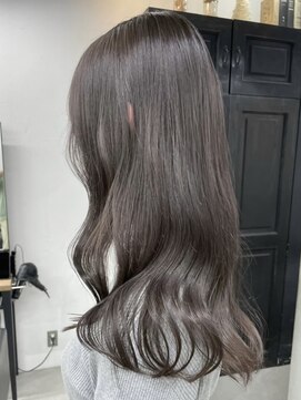 キラ 原宿(KILLA) ブリーチなしダブルカラー_前髪カット_グレージュ_透明感カラー