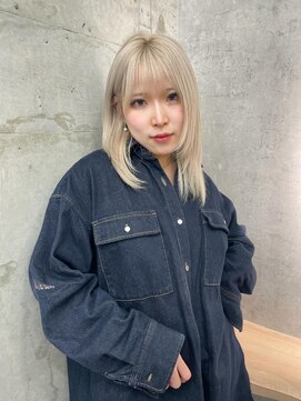 アロ 大阪梅田(alo) 【momoa】ホワイトベージュカラー《大阪梅田》