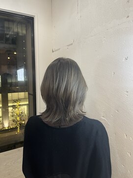 ヘアーワークス ヘルム 渋谷店(HAIR WORKS HELM) [HELM渋谷]アッシュグレーベージュ