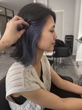 ナンバー 竪町(number+) 20代30代40代エギョモリくびれイヤリングカラーシルバーネイビー