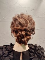 サンジュウナナドシー 大宮東口店(37.0℃)&nbsp;ゆるふわシニヨン