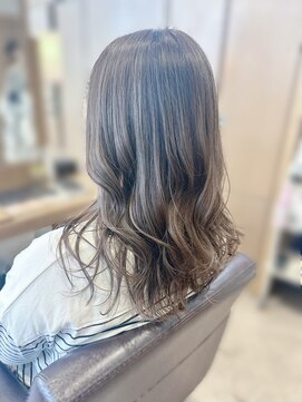 ユウヘアー 石川橋店(U Hair) ミディアムヘア ベージュカラー