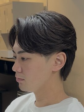 ブルニール 心斎橋(BLEUNIR) ニュアンスフェザー　センターパート　30代　ビジネスマン