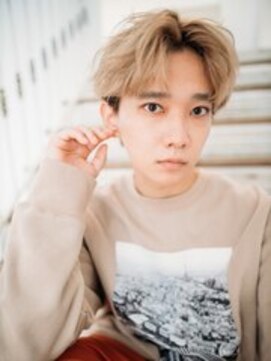 Men's A BY WHO 江坂【メンズエーバイフー】 Men's A BY WHO 江坂/センターパート/透明感カラー/ブリーチ