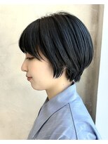 アフロート ルヴア(AFLOAT RUVUA) 〔岩田莉奈〕40代50代お洒落な白髪染ショートボブ新宿ケアカラー
