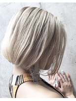 ローグ(LOGUE)&nbsp;【LOGUE】外国人風ブロンドボブ