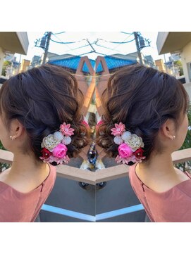 ラグナ(Raguna) ☆ゆるふわシニヨン　☆