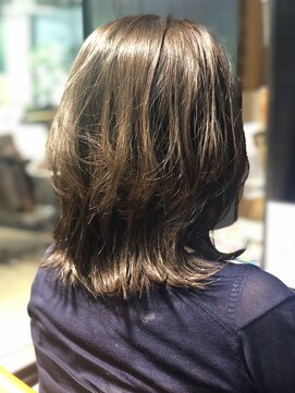 レリビー(LELiBE) 外ハネちゃん