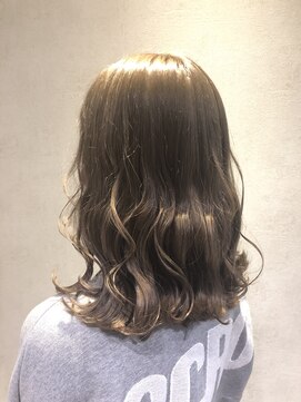 カルテット(Quartett) 【Quartett】王道ミルクティーベージュ×波巻き