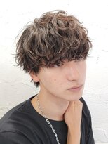 フィフス 原宿(fifth)&nbsp;波巻きパーマツーブロックマッシュツイストスパイラルパーマ