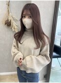 ピンクベージュ