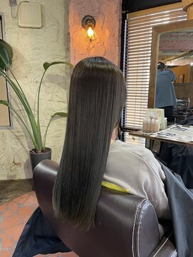 ロッソバイアルター 鎌取(ROSSO by aL-ter) 【シアーカラー/姫カット/ダークアッシュ】千葉香奈