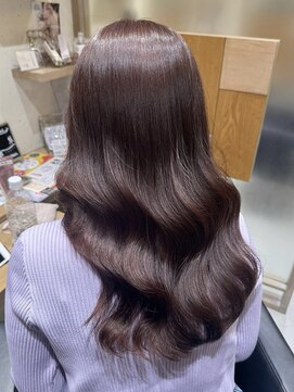 フォルテ 榛原パームス店 イメチェンホワイトブロンド外ハネボブ美髪ワイドバング髪質改善