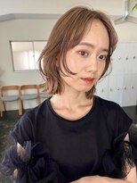 レイヤーボブ　フェイスレイヤー　切りっぱなしボブ