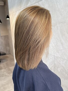 ドゥマン(Demain) メルティカラー似合わせカットツヤ髪ミディアム