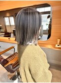 アンブレラカラー切りっぱなしボブ