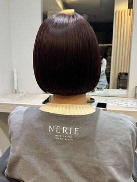 ネリー 銀座(NERIE) ボブ／顎ラインボブ／ボルドーカラー