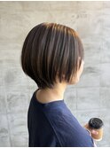 大人ショート/丸みショート/襟足ギザギザショートオリーブ
