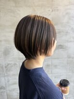 アンディ ニジュウサンド クリエイション(and D 23℃ creation)&nbsp;大人ショート/丸みショート/襟足ギザギザショートオリーブ