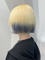 プロス(Pros) 抜きっぱなしブロンド/裾カラー/ミニボブ