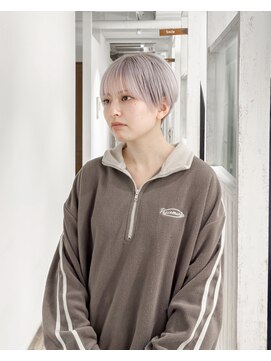 ゴウトゥデイ 横須賀店(GO TODAY) ホワイトシルバー / ショートカット