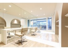 アグ ヘアー ロイス 新越谷店(Agu hair royce)の雰囲気（フラットで眠っているかのようにリラックスできるYUMEシャンプー）