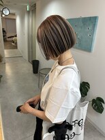 クイ(quii) 切りっぱなしボブ×アンブレラカラーでシンプルでおしゃれに◎
