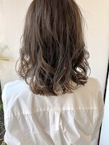 ダリー 発寒南店(Dali) ディープブルー/コバルトブルー◆鎖骨ミディアム
