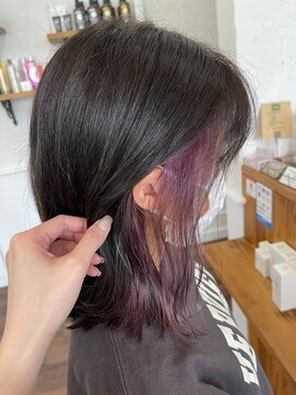 レジスタヘアーワークス (REGISTA hair works) さりげないワンポイントカラー