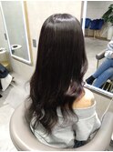 暗髪ロングギャル