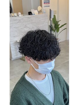 ミットバイツリー 新宿南口(mit by tree) 波巻きパーマ波巻きスパイラルツーブロック