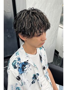 リア 大阪梅田(Ria) ~メンズ メッシュ ハイライトカラー~ 【Ria 大阪 梅田】