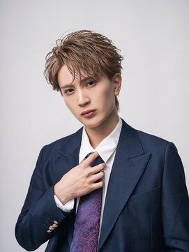 オーシャントーキョーウエスト 心斎橋 (OCEAN TOKYO WEST) 韓国マッシュカルマパーマコンマバングセンターパート黒髪ウルフ