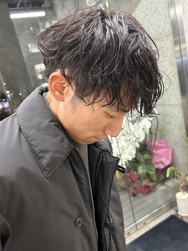 エッセンザ 梅田(ESSENZA) ニュアンスパーマ/韓国マッシュ/スペインカール/波巻きツイスパ