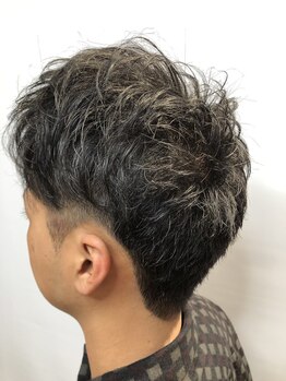 コレトモ(KORETOMO)の写真/大人に好評なスタイルならお任せ！メンズが通いやすいサロン◎ 横のバランス・フォルムにはこだわりあり☆