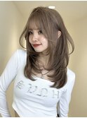 ミルクティーカラーワンカールレイヤーカット顔まわりカット渋谷