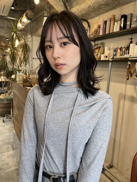 ボルタノット(volta∞knot) 顔まわりレイヤーヘア　★