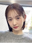 切りっぱなしボブチェリーブラウンミニウルフ前髪縮毛矯正表参道