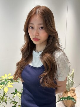 アビーファイブ(ABBEY 5) ミディアムヘアレイヤーカット前髪カット髪質改善トリートメント