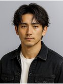 Hale刈り上げセンターパートフェザーパーマニュアンスパーマ原宿