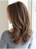 ロングレイヤー白髪ぼかしカラー３０代４０代５０代６０代