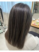 ファムバイアヴァンス(Femme by AVANCE.) 柔らか質感のくすみグレージュ