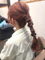 ブリスバイナチュラル(Bliss by Natural) 艶色ピンクブラウン/大人可愛い編みおろしアレンジ/デートヘア